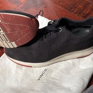 Vince Men's Black and White Knit Sneakers
